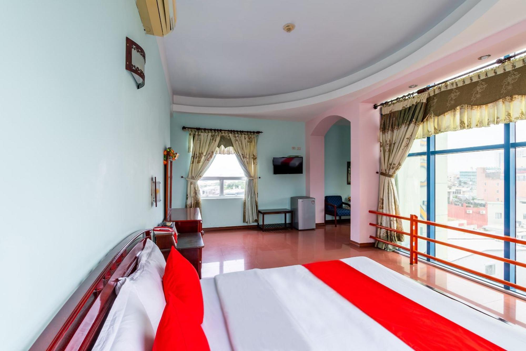 Hotel Super Oyo 266 Golden Gate Da Nang Exterior foto